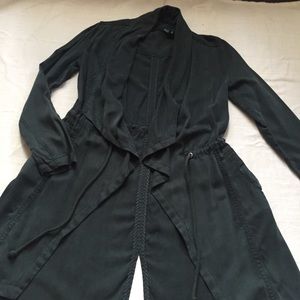 Light weight utility military olive green jacket